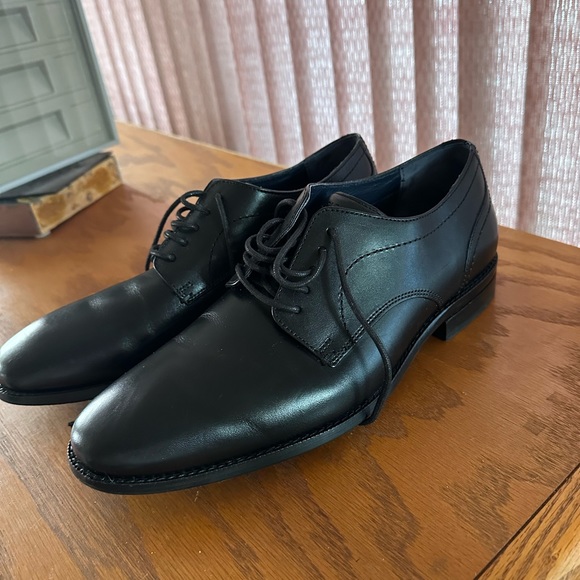 Size 8 M cole Haan oxfords - Picture 5 of 8